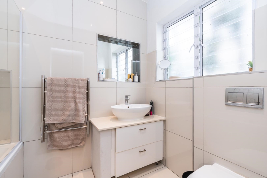 2 Bedroom Property for Sale in Green Point Western Cape